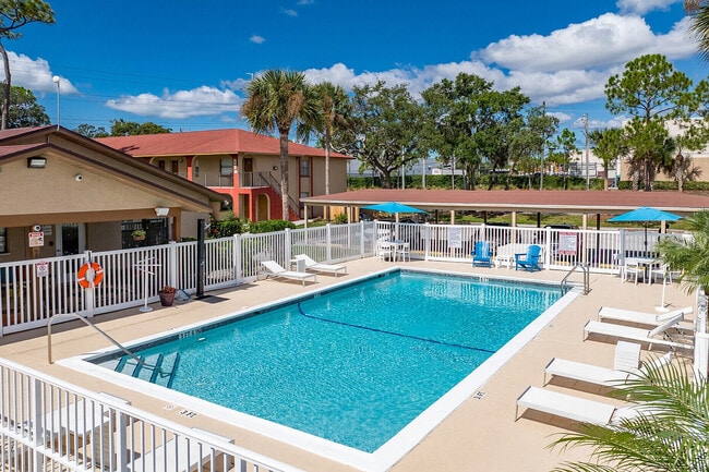 Refreshing Swimming Pool - Cypress Place Apartments