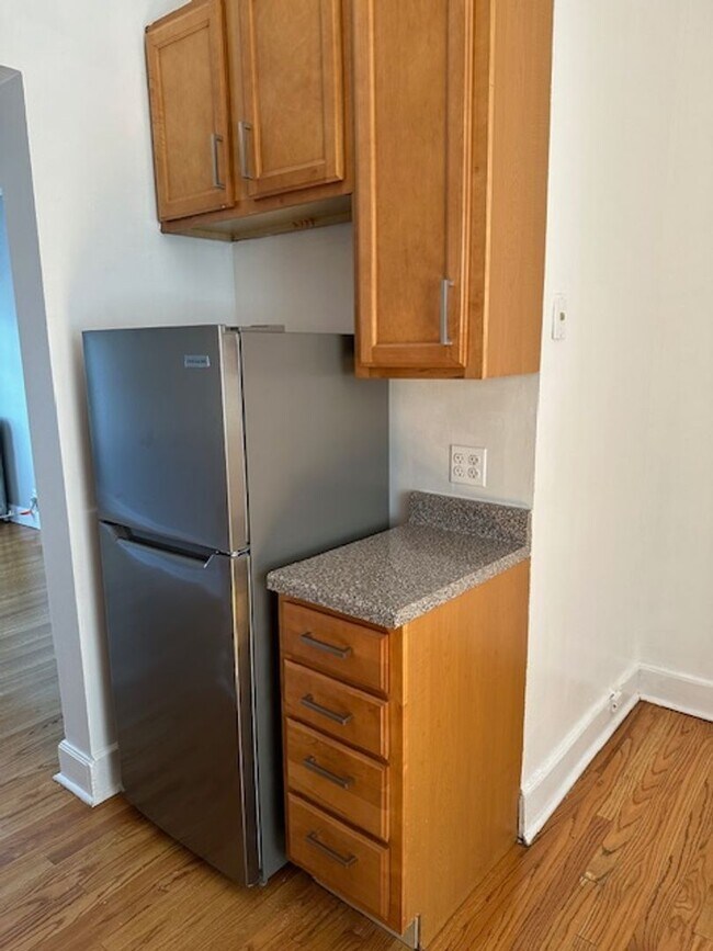 Foto del edificio - East Edgewater Two Bedroom