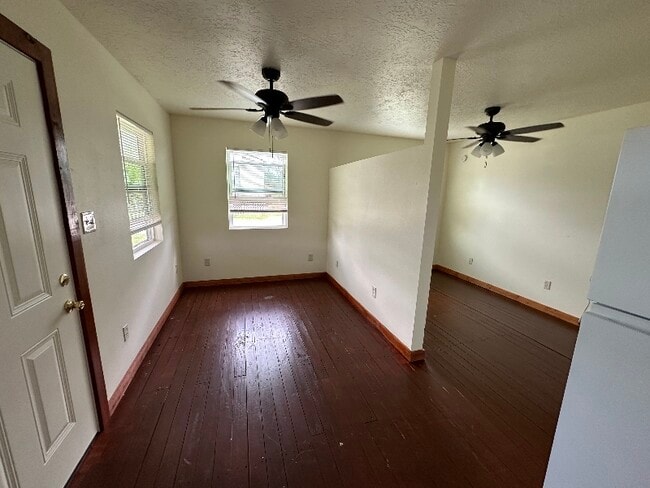 Foto del edificio - 10024 Wrangler Wy