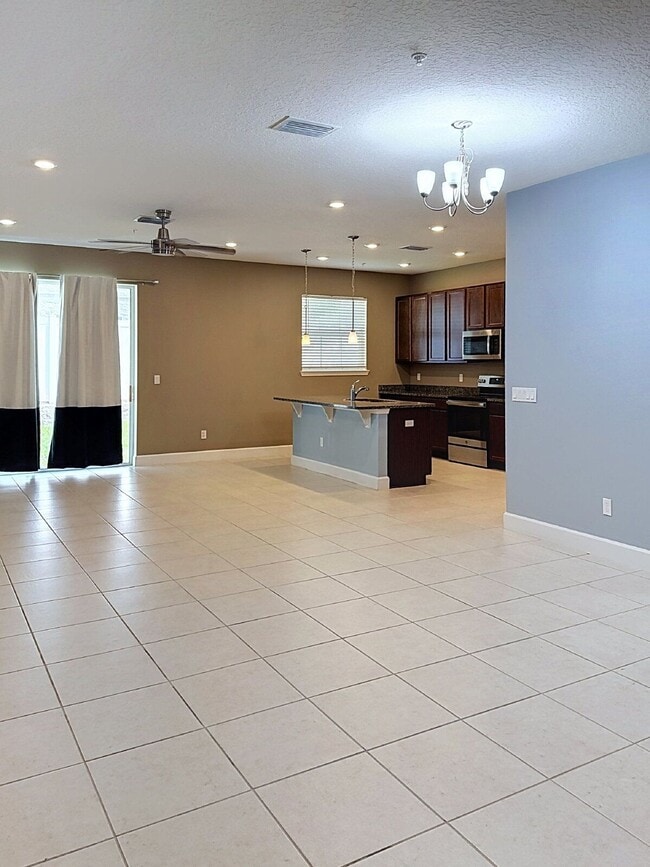 Building Photo - 936 Grand Wildmere Cove