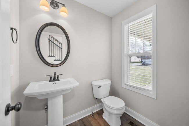 Building Photo - Pet Friendly Three Bedroom with Bonus!