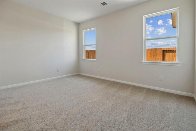 Building Photo - 16434 Blossom Grv Dr