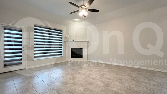 Building Photo - 3257 Lakewood Blfs Trl