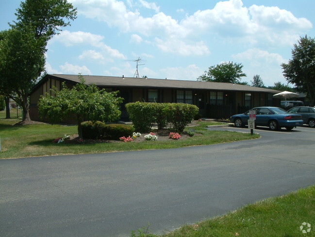 Building Photo - Concord Square Apartments