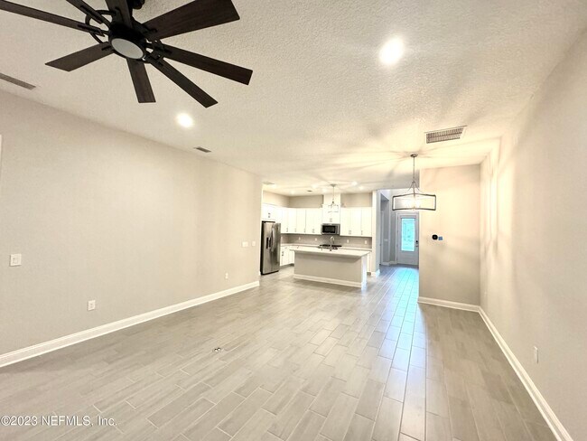 Building Photo - 40 Silk Oak Ct