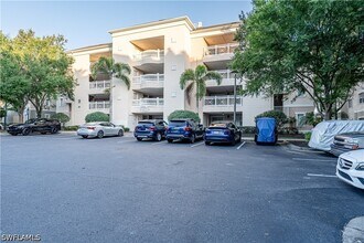 Building Photo - 1362 Centre Ct Ridge Dr