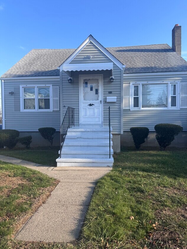 Foto principal - 212 Dayton Rd