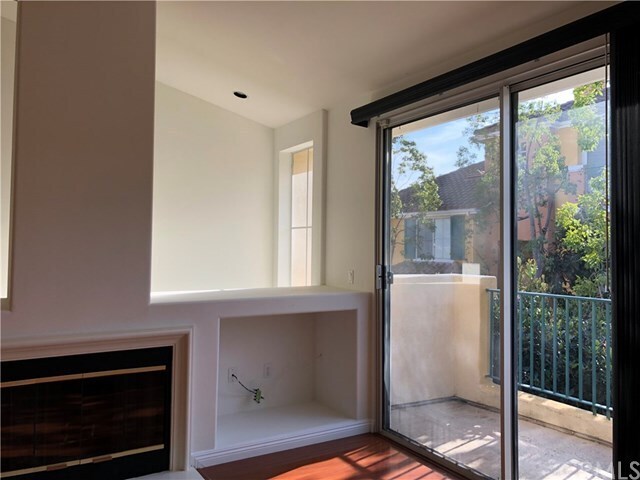 Foto del edificio - 1303 Reggio Aisle