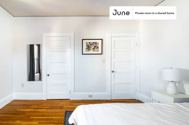 Foto del edificio - Room in Shared 7 bed/2 bath home in Brighton