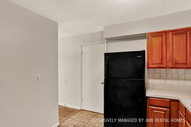 Building Photo - 7410 John F Kennedy Dr W