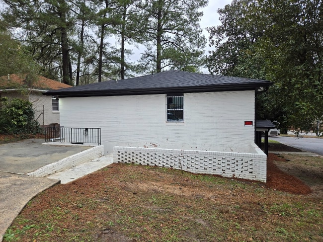 Foto del edificio - 175 Holly Rd NW