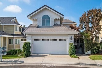 Building Photo - 2521 Point Del Mar