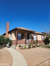 Building Photo - 11491 Saticoy St