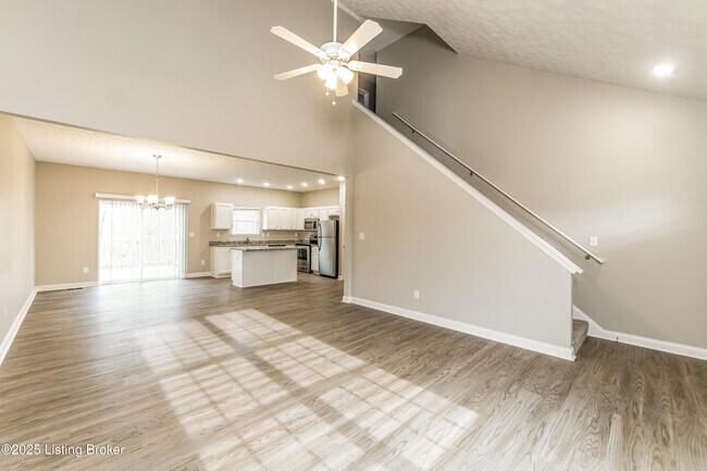 Foto del edificio - 9137 River Trail Dr