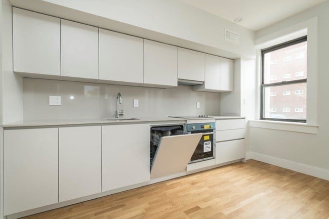 Photo - 123 Highland Ave Apartment