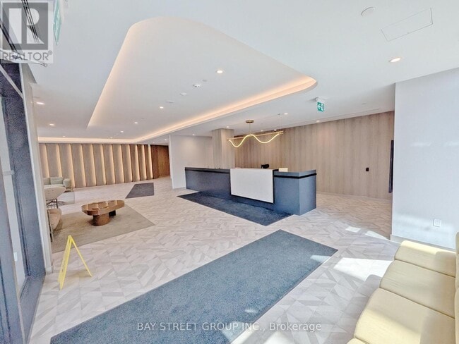 Building Photo - 5 Quarrington Ln