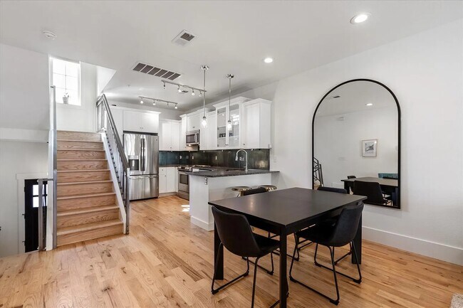 Foto del edificio - 948 S Pearl St