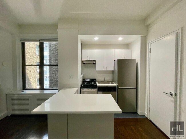 Foto del edificio - EAST 46 STREET