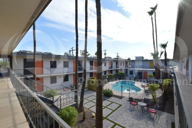Foto del edificio - 1422 N 5th St