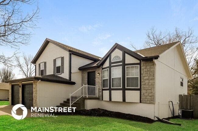 Building Photo - 910 Hereford Dr
