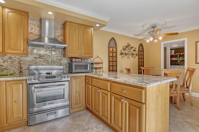 Foto del edificio - 131 Ocean Cove Dr