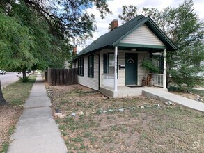 Building Photo - 202 S 4th Ave