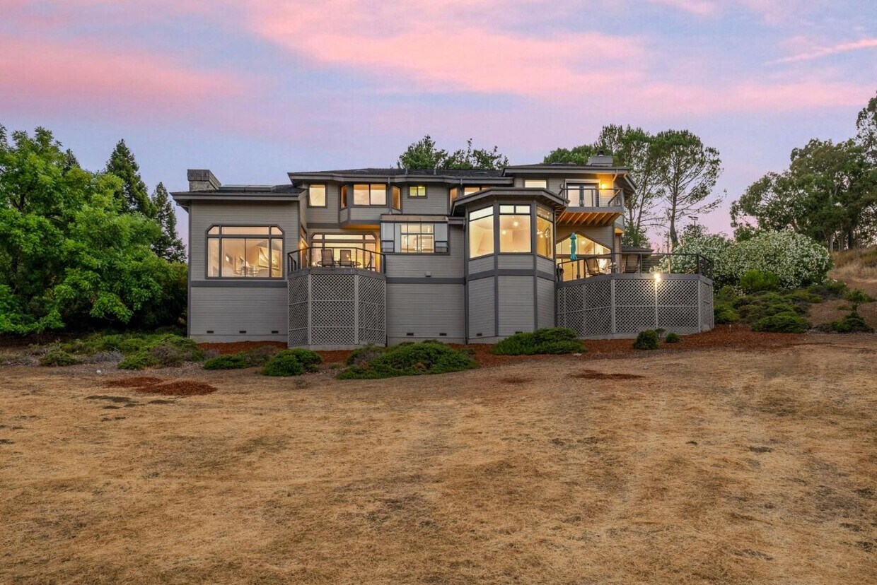 Primary Photo - 14560 Deer Park Ct