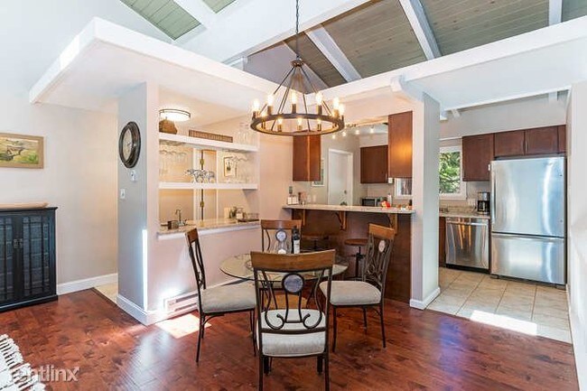 Foto del edificio - 3 br, 2.5 bath  - Mountain Shadows 85