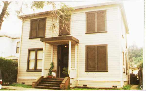 Building Photo - 1304 Estudillo St