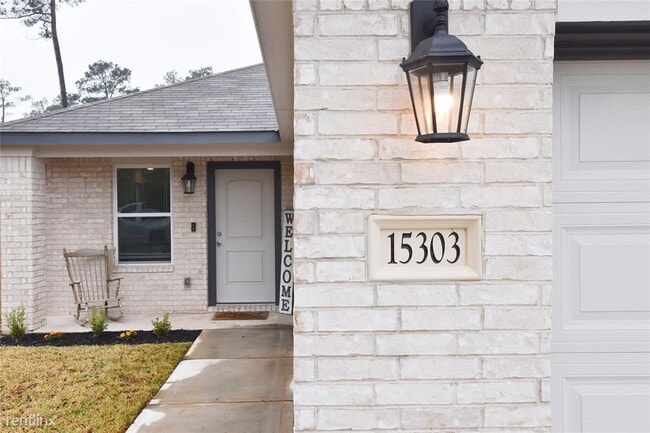 Building Photo - 3 br, 2 bath House - 15303 Kickapoo Trail