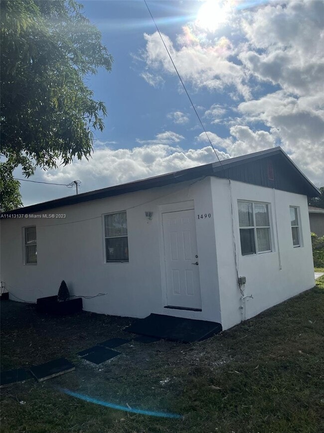 Building Photo - 1490 NW 74th St