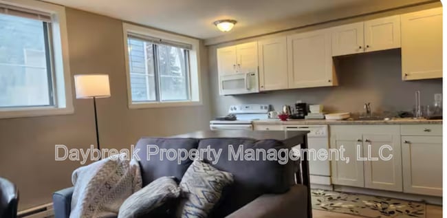 Building Photo - 1258 10th St N