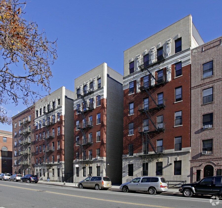 Building Photo - Washington Heights Elevator Apartment