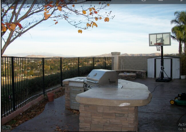 Building Photo - 2707 Via Cielo Dr