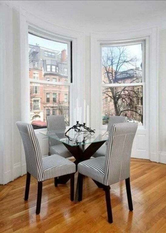 Foto del edificio - 261 Beacon St