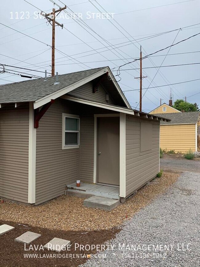 Foto del edificio - 1123 SW Glacier Ave