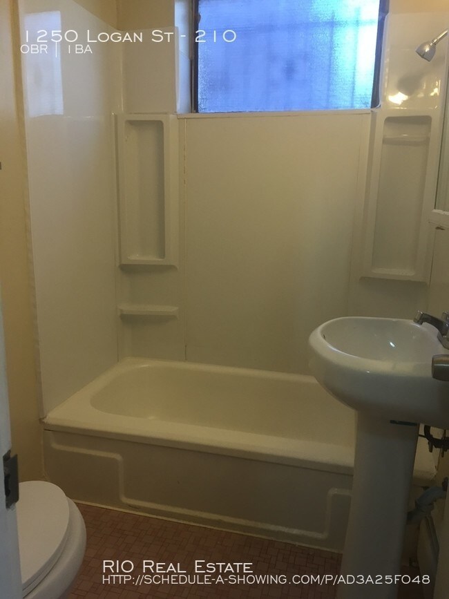 Foto del edificio - 1250 Logan St