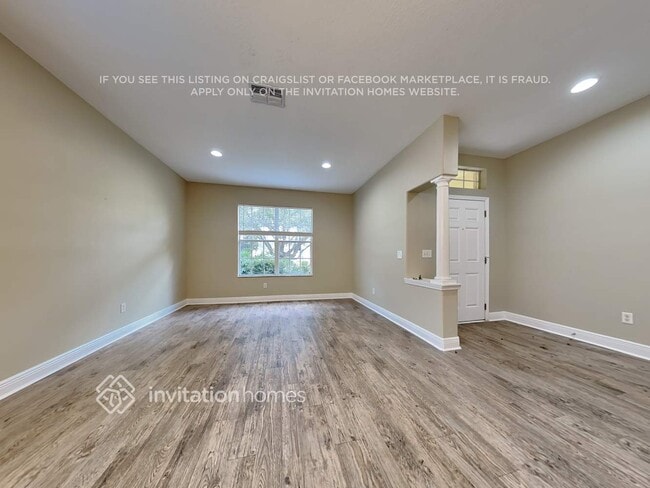 Building Photo - 411 Thicket Crest Rd