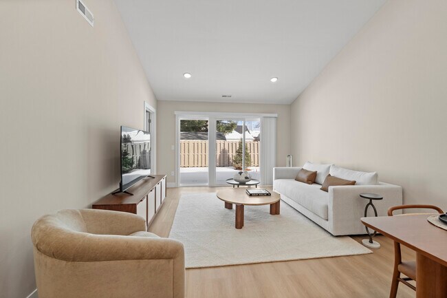 Foto del edificio - Whiteford Woods