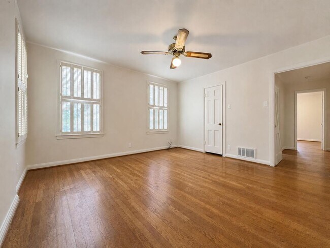 Foto del edificio - 1601 N 13th St