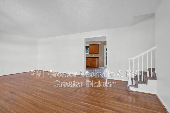 Foto del edificio - 385 Bonnavale Dr