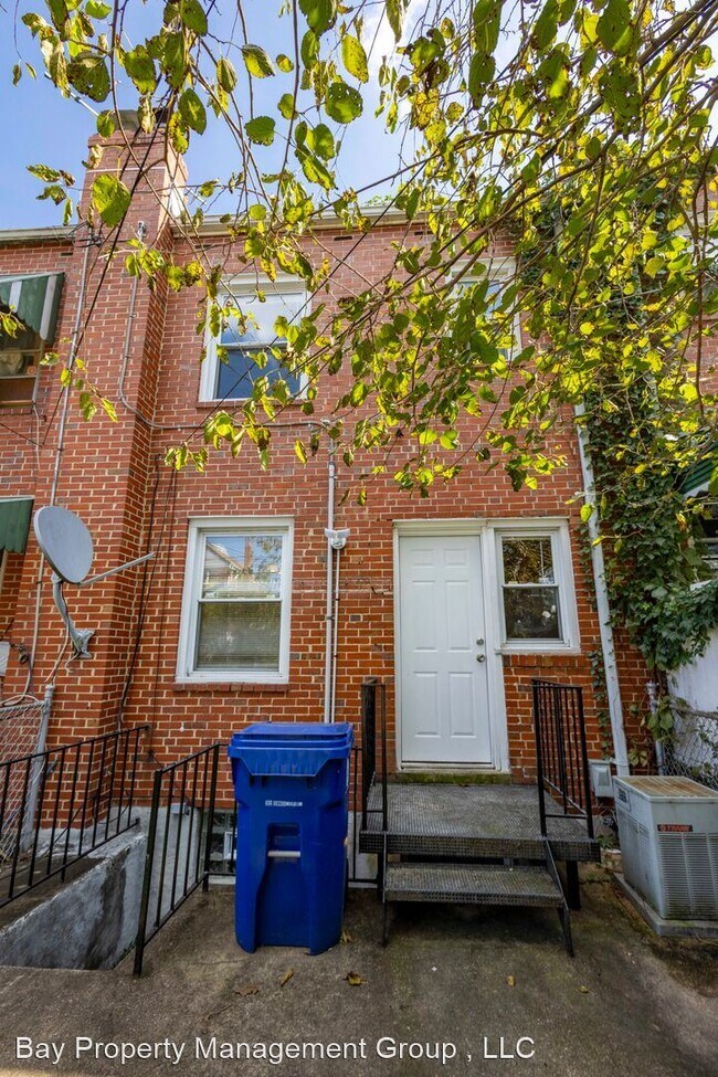 Foto del edificio - 2 br, 1 bath House - 746 Yale Avenue