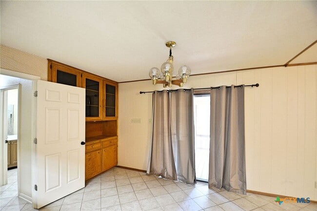 Building Photo - 788 Mary Preiss Dr