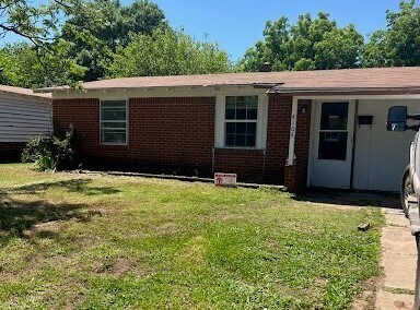 Primary Photo - 4104 SE 22nd St