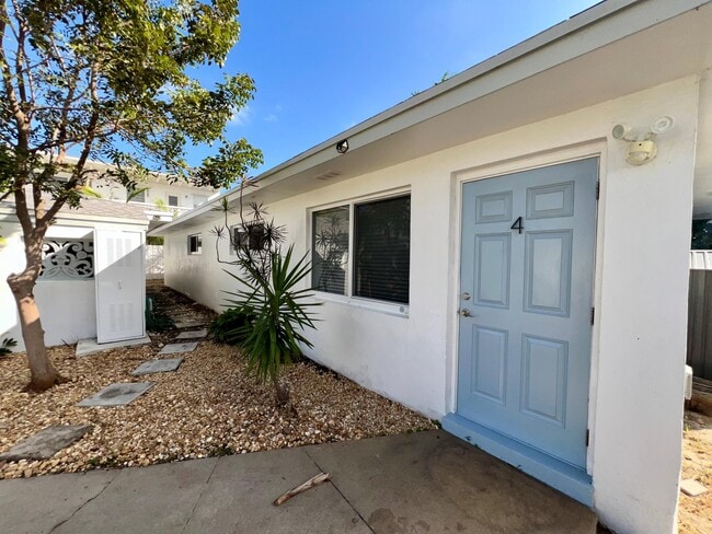 Foto del edificio - 1235 Beach Rd