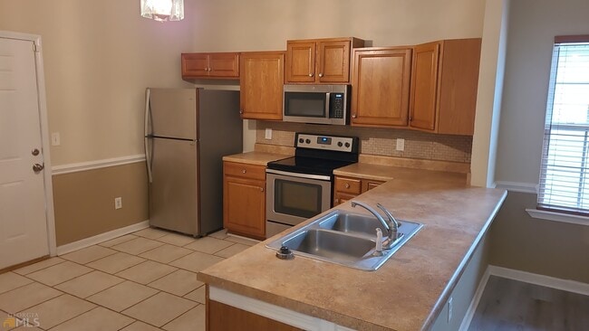 Building Photo - 342 Orchard Way