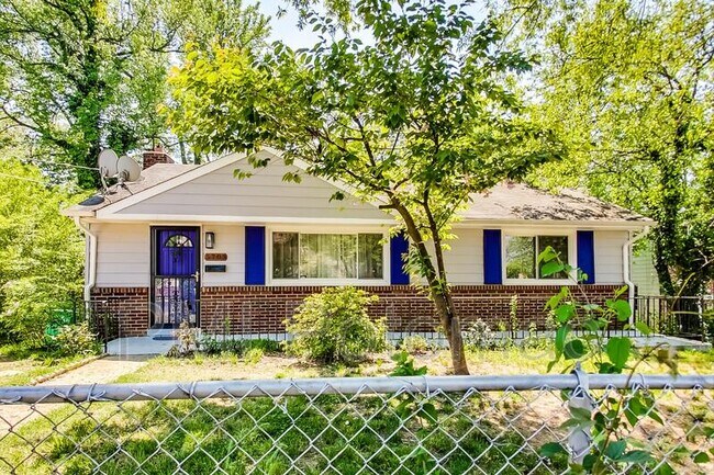 Building Photo - 5703 Kennedy St