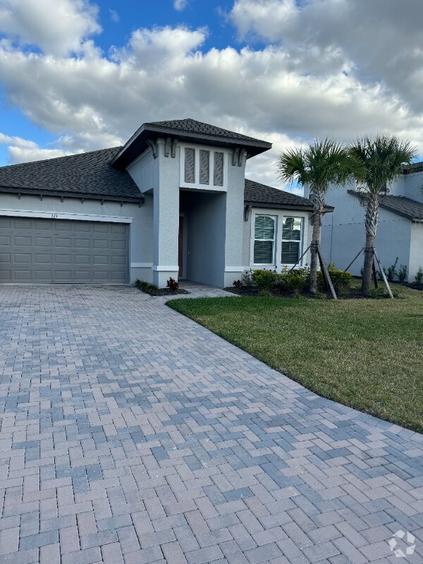 The Enclave at Country Meadows Apartments under 2,986 Bradenton, FL 1 Rentals