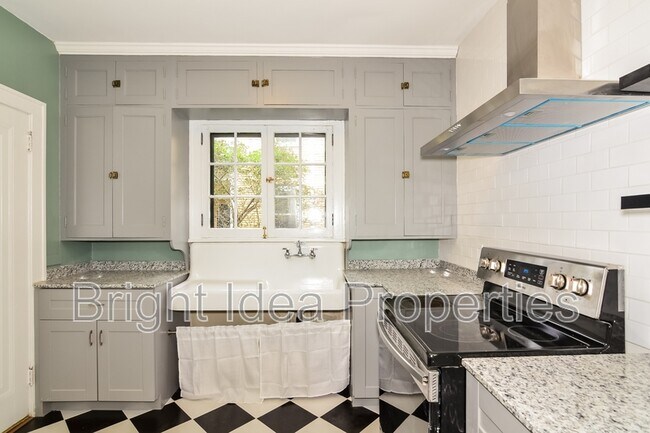Foto del edificio - 969 St Clair Ave
