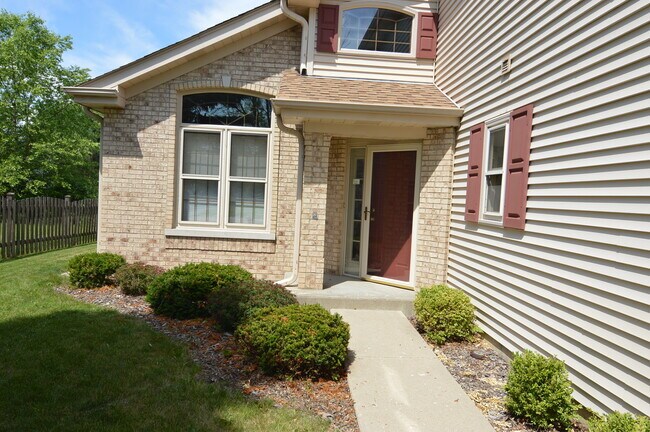 Foto del edificio - 519 Indian Ridge Trail